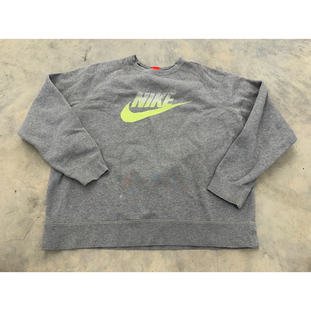 Nike Sweatshirt Mens XL Gray Fleece Swoosh Logo Athletic Lifestyle Cozy Everyday